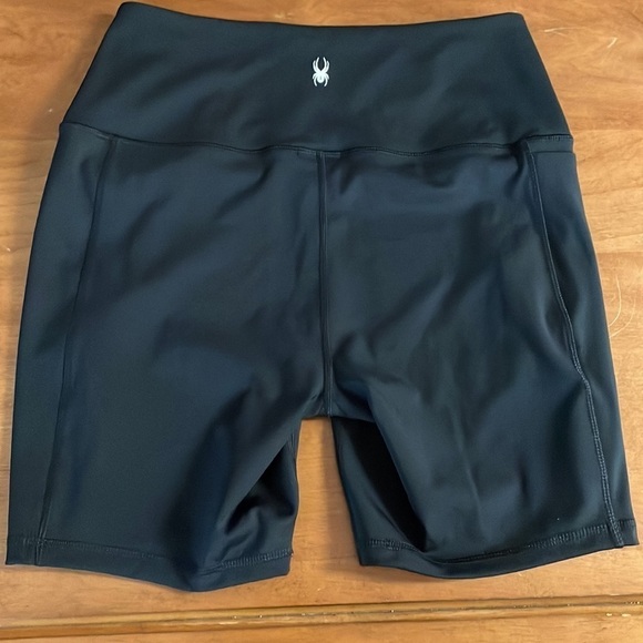 Spyder Exercise Shorts Size Large - Picture 5 of 11